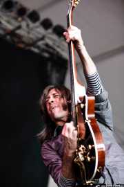 Fernando Pardo, guitarrista de Los Coronas, Azkena Rock Festival, Vitoria-Gasteiz. 2007