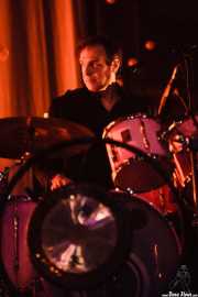 Thomas Wydler, baterista de Nick Cave & The Bad Seeds (Polideportivo Municipal José Antonio Gasca, Donostia / San Sebastián, 2008)
