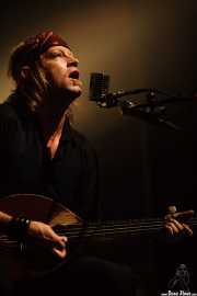 David Eugene Edwards, cantante, guitarrista, mandolinista, bajista y acordeonista de Wovenhand, Kafe Antzokia, Bilbao. 2008
