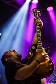 Asier "Indomable", guitarrista de Porco Bravo, Azkena Rock Festival, 2012
