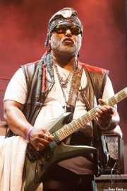Michael "Kidd Funkadelic" Hampton, guitarrista de George Clinton's Parliament Funkadelic, Stade Aguiléra. 2013