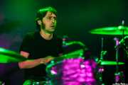 Iñigo Gil, baterista de The Fakeband, Santana 27, 2014