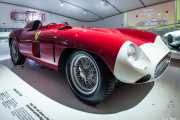 Ferrari 857s 1955. Exhibición de coches en la casa-museo de Enzo Ferrari, Via Paolo Ferrari, 85, 2014