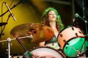 Julie Edwards, baterista y cantante de Deap Vally, Azkena Rock Festival, 2014