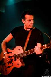 Paco Luis Martos, bajista, washtub bass y guitarrista de Guadalupe Plata (Trinkete Antitxokoa, Gernika, 2017)