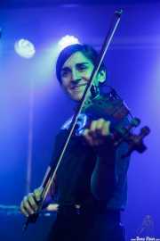 Nerea Alberdi Etxebarría, violinista de Lazybone Ramblers (Kafe Antzokia, Bilbao, 2017)