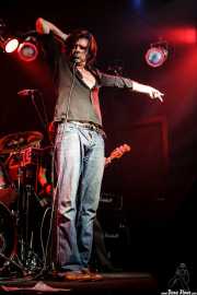 Tex Perkins, cantante de Beasts of Bourbon, Sala Tótem, Atarrabia (Villaba). 2006