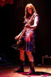 Fiona Kitschin, bajista de The Drones, Kafe Antzokia, 2006