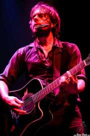 Serge Bielanko, guitarrista, cantante y armonicista de Marah, Kafe Antzokia, 2007