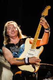 Dave Murray, guitarrista de Iron Maiden, Bilbao BBK Live, 2007