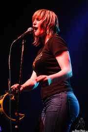 Jennifer Stephens, cantante de Young Heart Attack, Kafe Antzokia, Bilbao. 2008