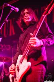 Tom Davies, bajista  de Nebula (Sala Rockstar, Barakaldo, 2008)