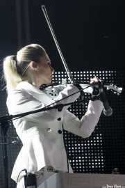 Fiona Brice, cantante, teclista y violinista de Placebo, Bilbao BBK Live. 2009