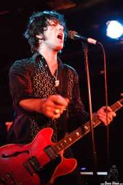 Jim Jones, cantante y guitarrista de The Jim Jones Revue (The Horseshoe Tavern, Toronto, 2011)