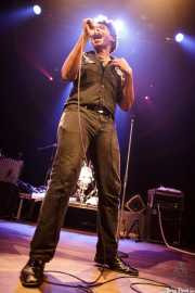 JC Brooks, cantante de JC Brooks and The Uptown Sound, Kafe Antzokia, 2011
