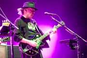 Neil Young, guitarrista y cantante de Neil Young & Crazy Horse, Stade Aguiléra. 2013
