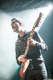 Ernesto García, guitarrista de The Allnighters, Santana 27. 2014