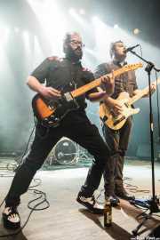 Juanjo Arias -guitarra- y David Hono -voz y guitarra- de Sonic Trash, Kafe Antzokia, Bilbao. 2014