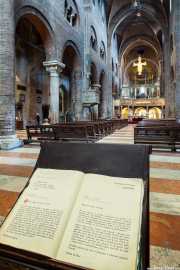 Interior de la Catedral de Módena, Duomo, 2014