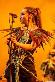 Clarissa Land, cantante de Crystal Fighters, Bilbao BBK Live, 2014