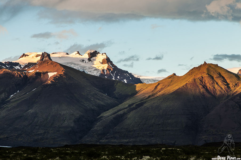 Montañas en los alrededores de Skaftafell, Islandia, 2014