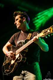 Manu Heredia, guitarrista de Dead Bronco (Santana 27, Bilbao, 2015)