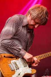 Tony Thewlis, guitarrista de The Scientists (Azkena Rock Festival, Vitoria-Gasteiz, 2016)