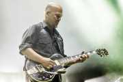 Joey Santiago, guitarrista de Pixies (Bilbao BBK Live, Bilbao, 2016)