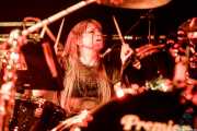 Sara Leigh Shaw, baterista de The Pearl Harts (Zentral, Iruña / Pamplona, 2017)