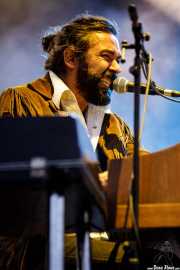 Julián Maeso, cantante, organista y guitarrista (Mundaka Festival, Mundaka, 2017)