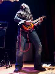 Asier Fernández, guitarrista de The Soulbreaker Company (Bilborock, Bilbao, 2005)